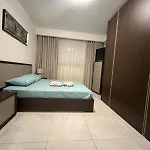Skylark 2 Apartment