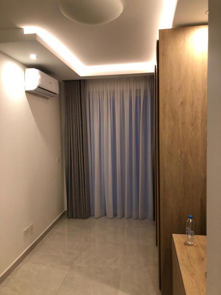 Skylark 2 Apartment *